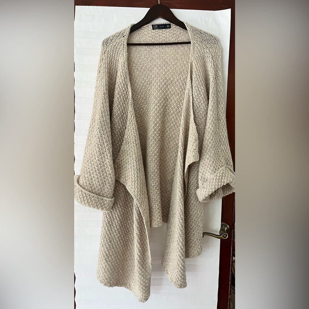 Zara Women's Light Beige chunky Knit Cardigan alpaca and wool